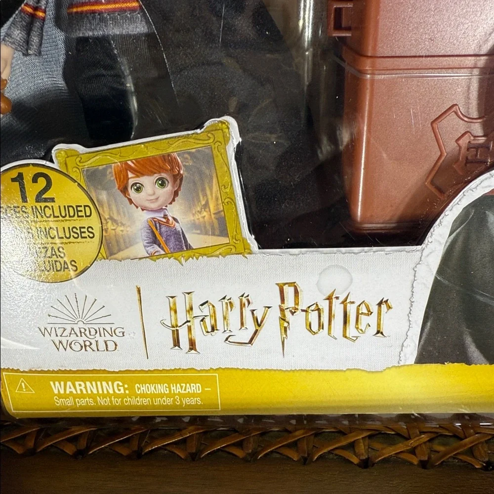 Harry Potter Ron Weasley Gift Set - Black and Brown - Picture 2 of 7